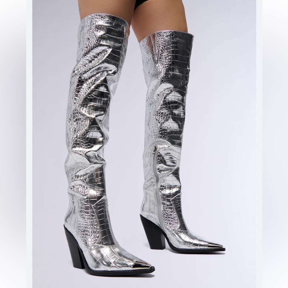 Western or Techno Festival Boots!! AZALEA WANG SILVER CROC GRISSEL WESTERN BOOT